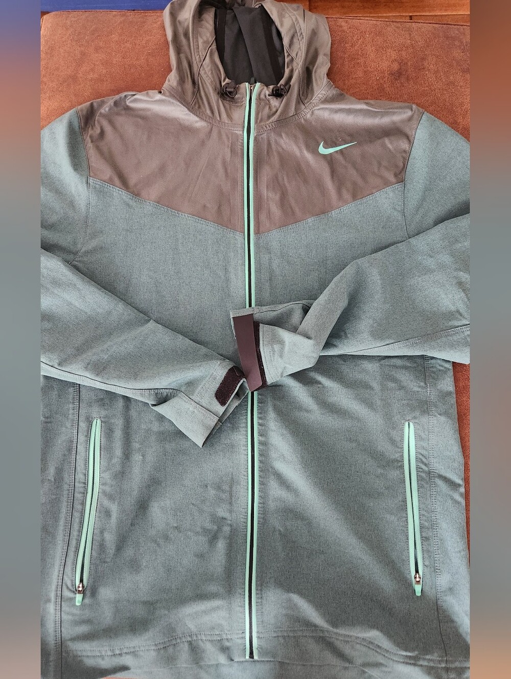 Nike Men's Hooded Jacket in Gray with Mint Accents